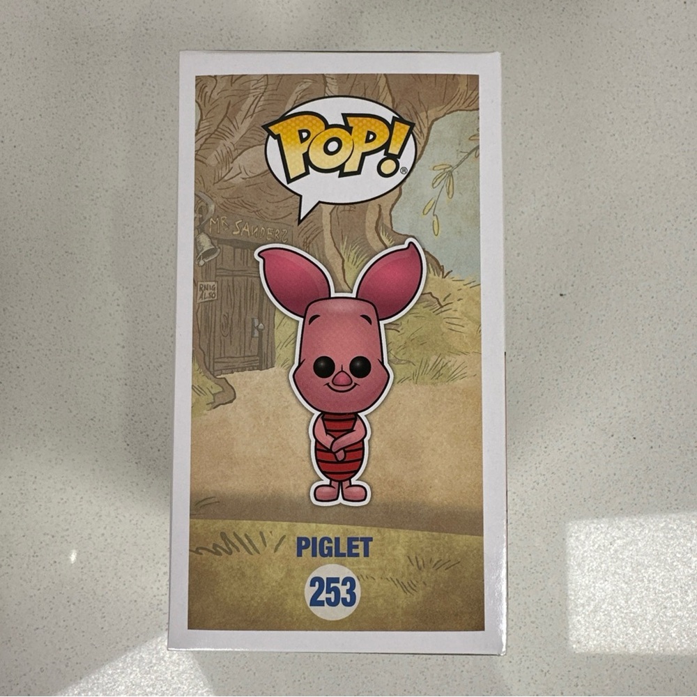 Funko Pop! Disney Winnie the Pooh Piglet #253 Pink Vinyl Figure - Picture 2 of 7